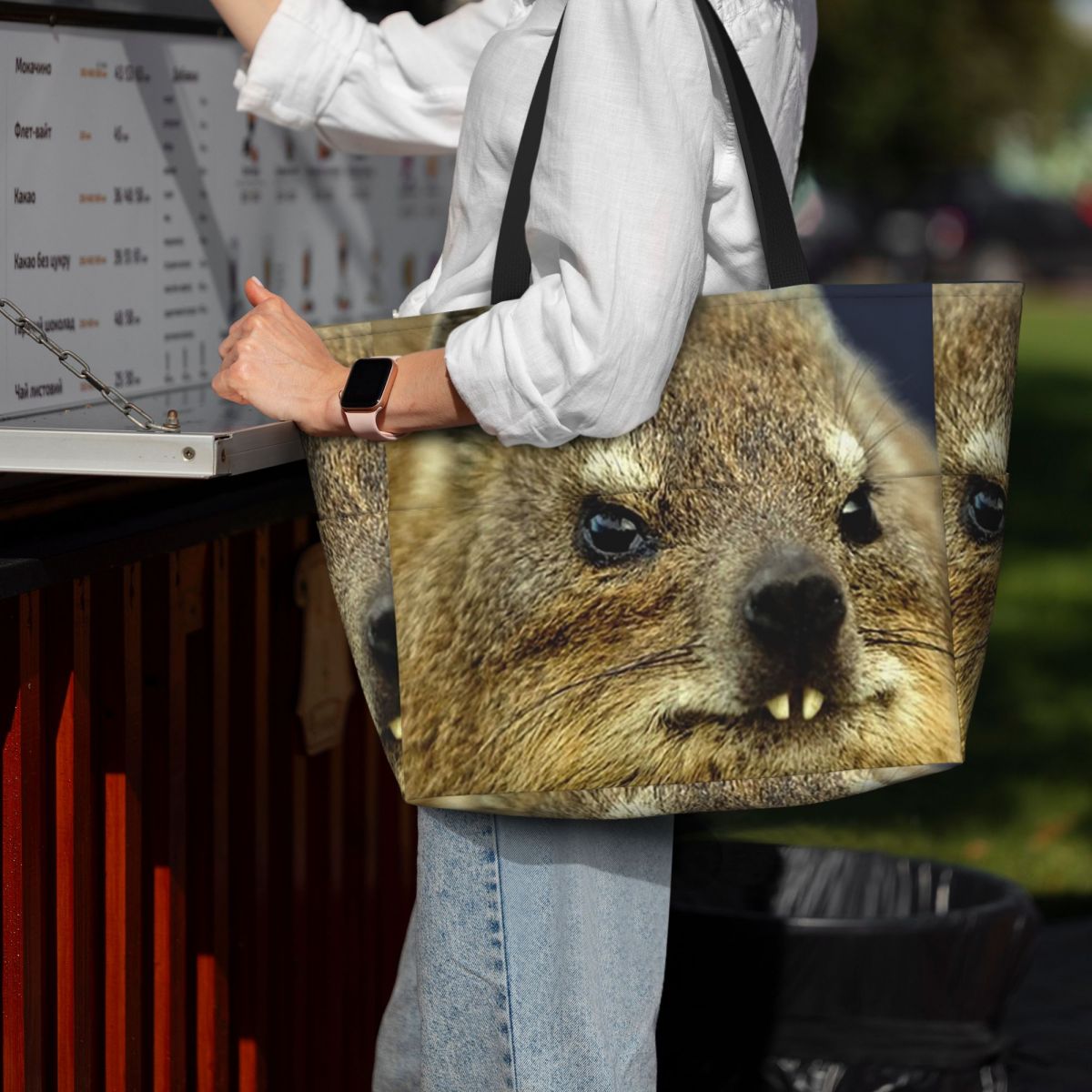 Yoga Fitness Photos - Сумка-тоут Rock Hyrax Photo Beach Tote